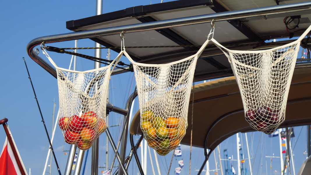 Cooking and provisioning on board: tips from the expert