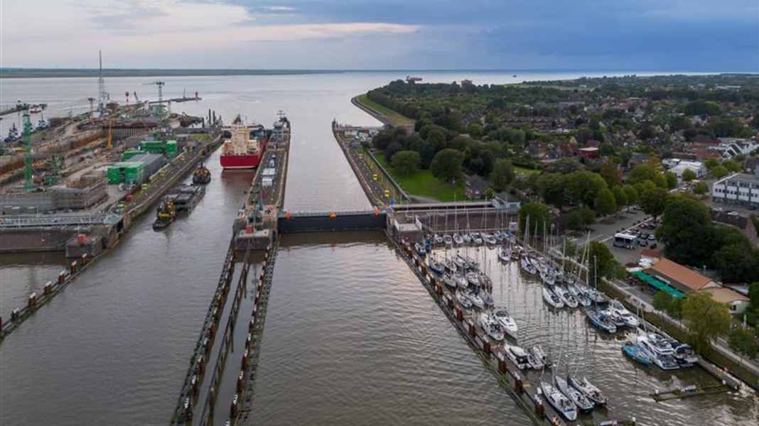 Nord-Ostsee-Kanal: Sperrung der Liegestelle in Brunsbüttel
