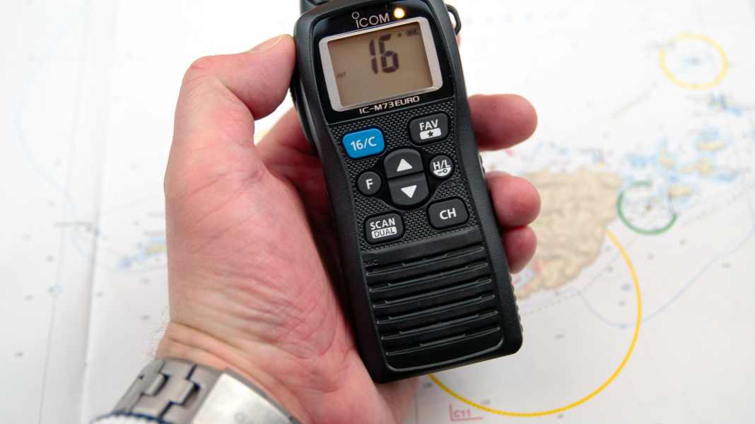 Webinar on 3 February: Marine radio - practical benefits, devices and requirements - Register now!