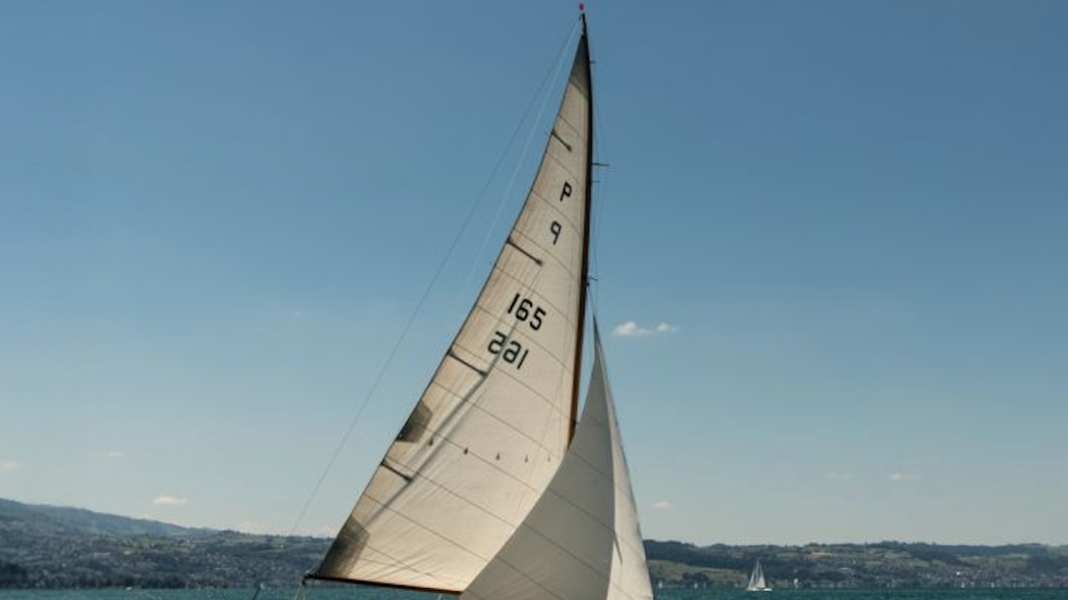 Boat sharing: classic sharing on Lake Zurich