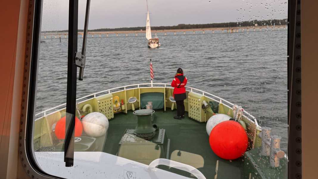 Feu à bord : deux bateaux en détresse