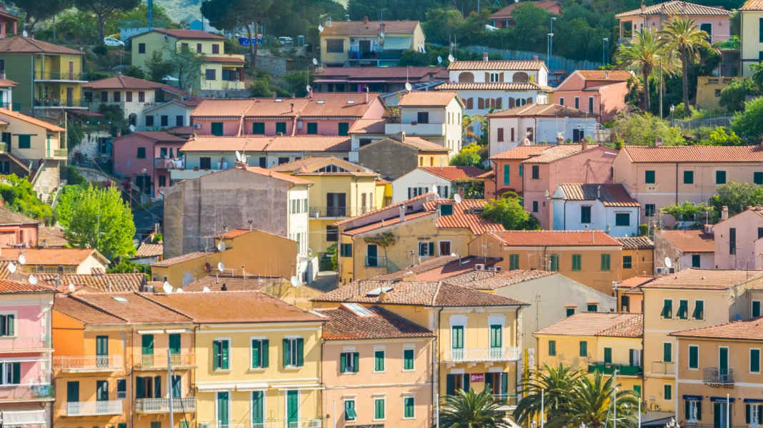 Mittelmeer-Traumziele: Porto Azzurro – das blaue Juwel Elbas