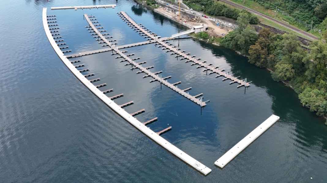 Lac Majeur : le port flottant pose de nouveaux jalons pour les eaux intérieures