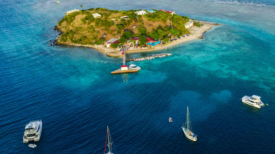 Caribbean: Finally back after hurricane - new island destination in the BVIs