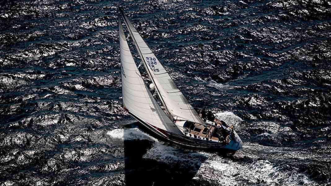 Webinar on 10 February: Ocean crossing - mastering adventures and challenges