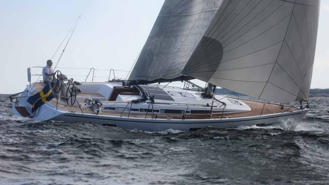 Webinar on 24 February: Solar systems for yachts & motorboats - the way to be as energy self-sufficient as possible while travelling