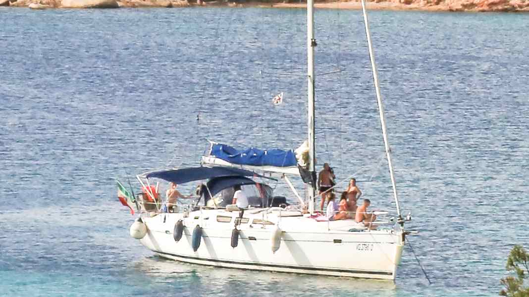 Sardinien: Naturschützer sperren Ankerbuchten und drohen mit hohen Strafen