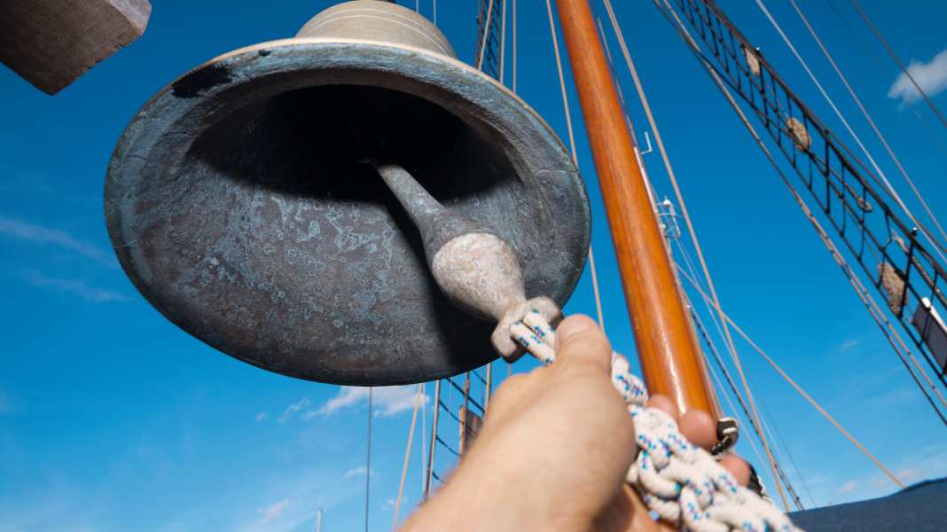 Navigation : Les cloches des bateaux - plus qu'une belle tradition