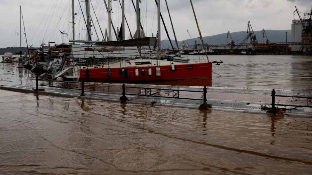 Grèce : Inondations chaotiques dans les Sporades