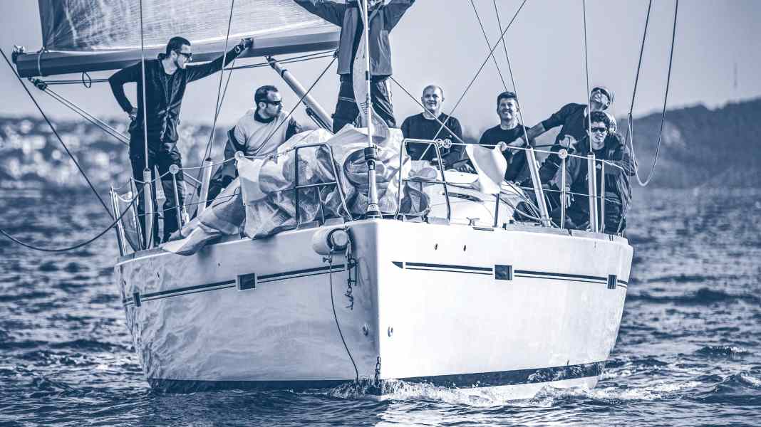 Lifestyle: Coach me if you can - life training on board