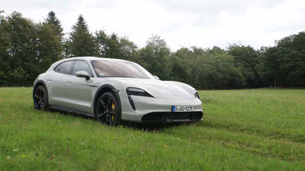 Porsche Taycan Turbo Cross Turismo: Elektrisch ins Gelände