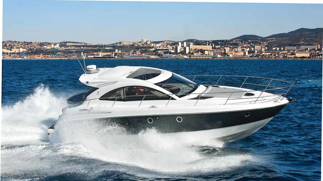 Absolute 42 und Bénéteau Monte Carlo 42 Hard Top - Absolute 42 und Bénéteau Monte Carlo 42 Hard Top