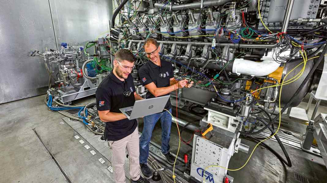 Verbundprojekt meOHmare: Rolls-Royce testet Methanol-Verbrennungsmotor