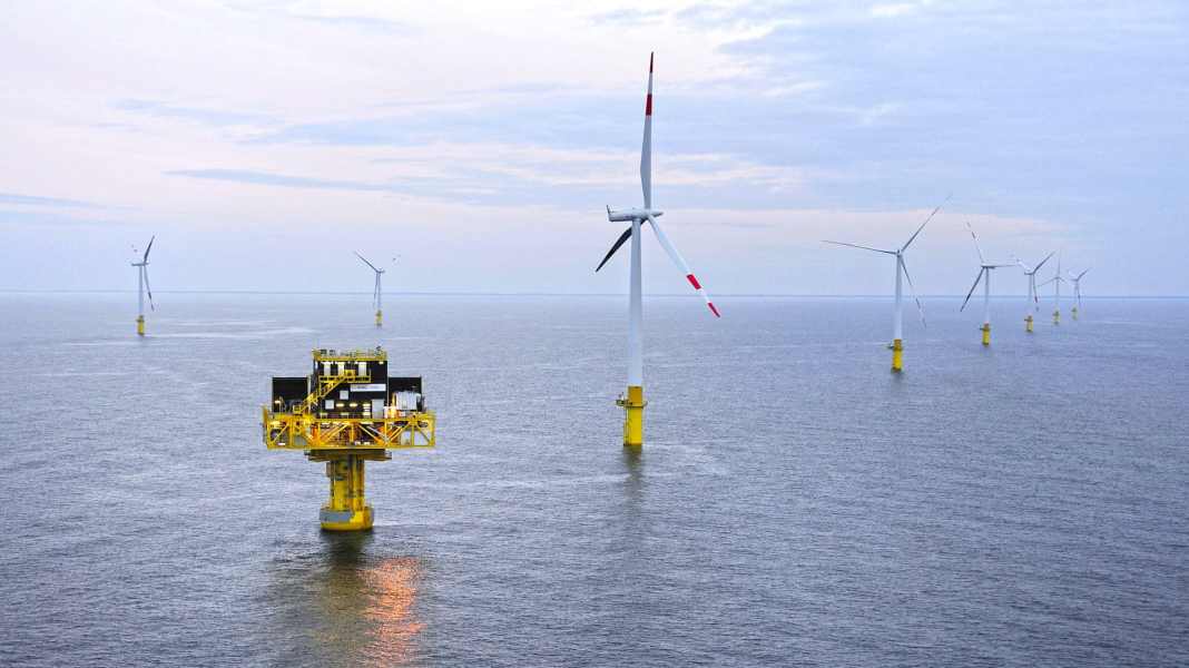 Offshore wind farm goes into operation
