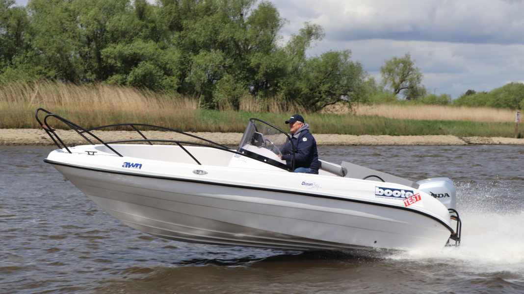 Mit einem Klick - OceanBay MM- 560 Open