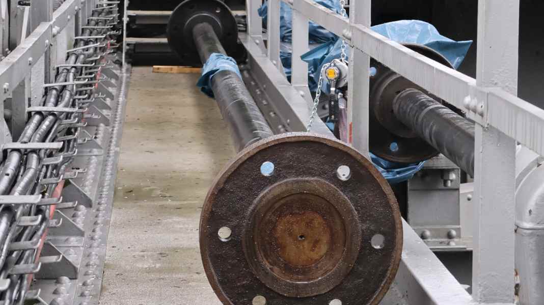 Niederfinow: Cracking noises - old boat lift out of order