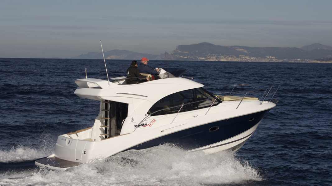 Bénetéau Antares 32