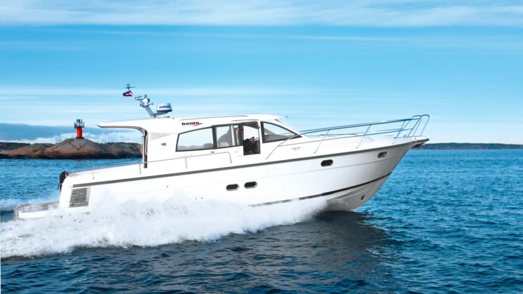 Test: Nimbus 405 Coupé - Coupé-typisch: Nimbus neue 405 hat asymmetrische Seitendecks