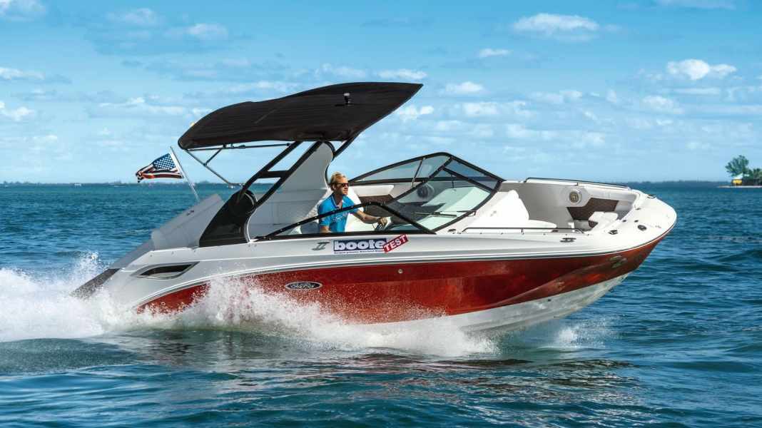 Test: Sea Ray SDX 250 - Space Ship