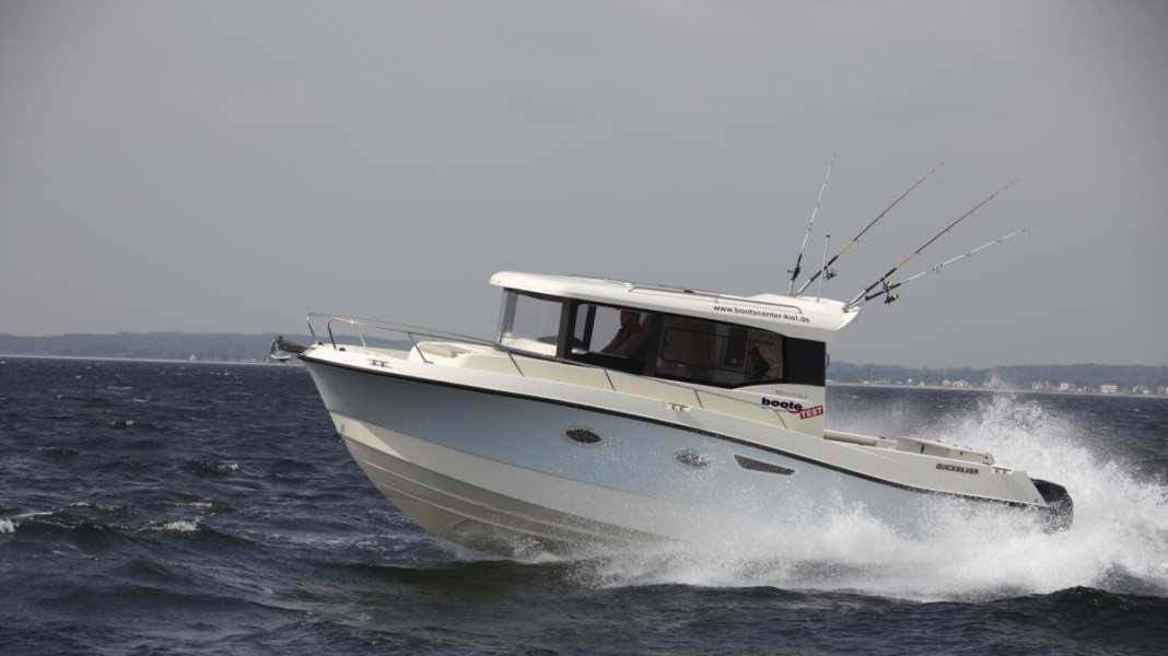 Test: Quicksilver Captur 905 Pilothouse - Für Angler und Co.