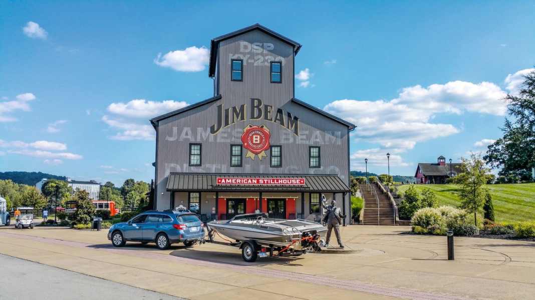 Reportage: Glastron Carlson - Ein Fest für alle Sinne