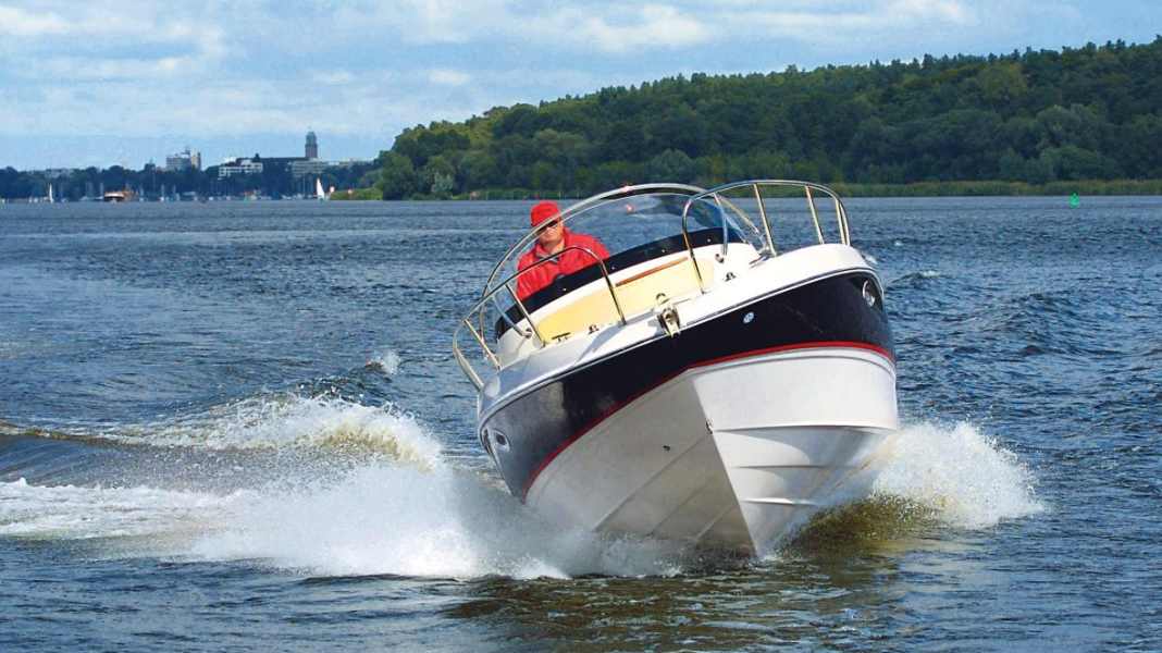 Bayliner Avanti 8 - Bayliner Avanti 8