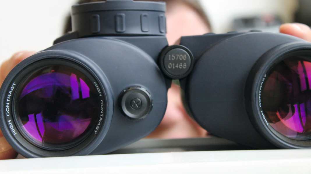 Accessories test: Marine binoculars - Looking into the glass