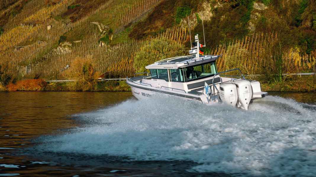 Outboard engines: diesel versus petrol
