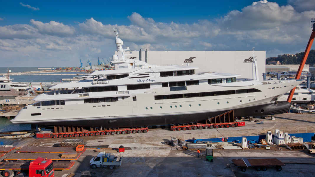 CRN shows the 80 metre long "Chopi Chopi"