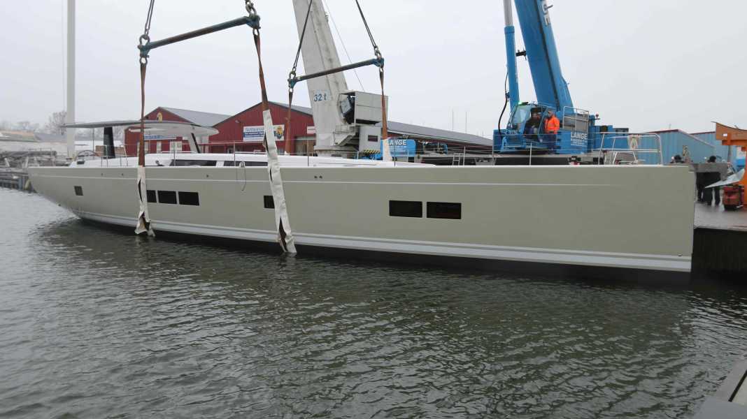 Launching of the new Hanse flagship