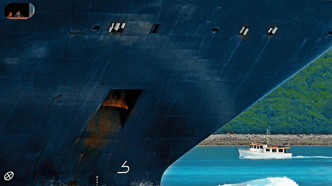 Boat building: stem / hull mould - always follow your nose