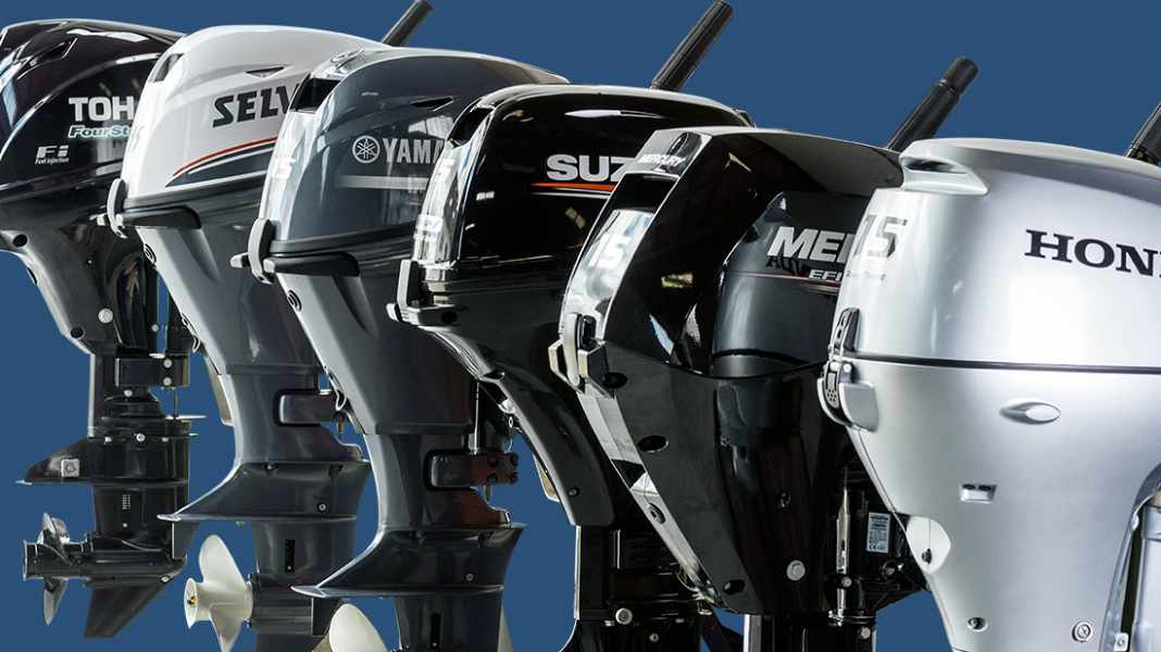 Motor test - 15 hp outboard motor in the test