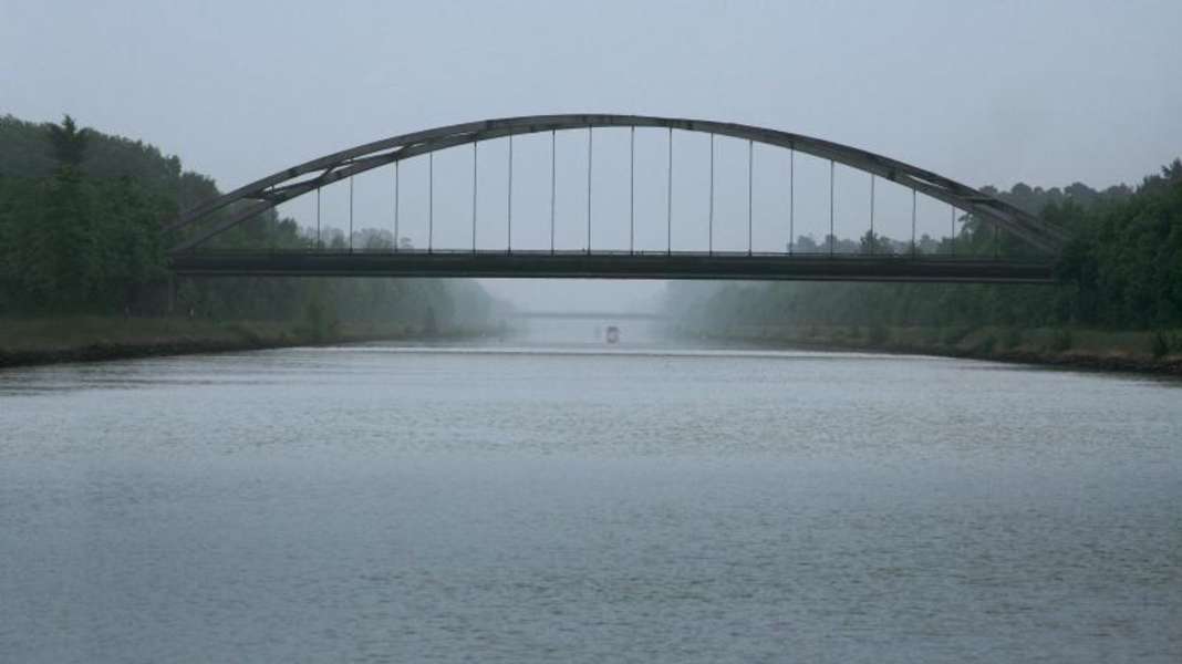 Reviere - From Hamburg to Bremerhaven