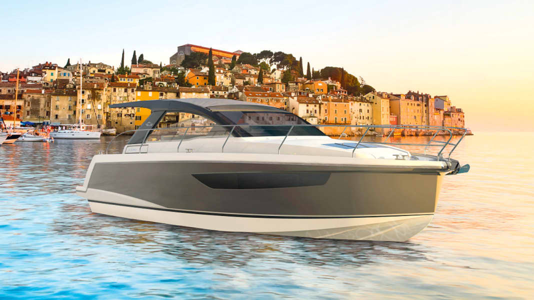 Sealine S 330