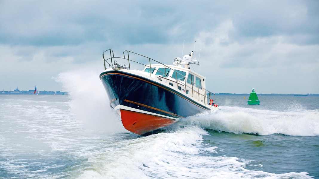 Test: North-Line 42 Express Wheelhouse - The pilot boat