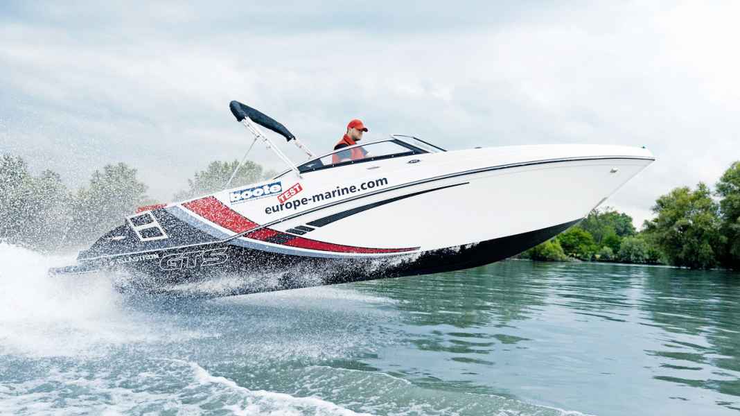 Test: Glastron GTS 245 - Sprintstark und Bequem