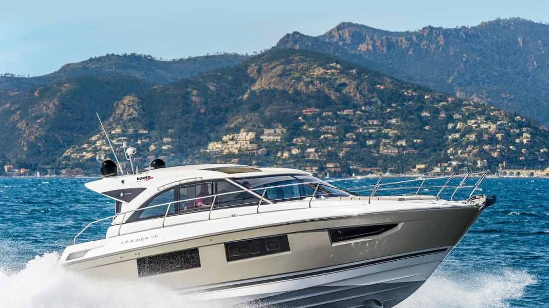 Test: Jeanneau Leader 46 - French luxury class