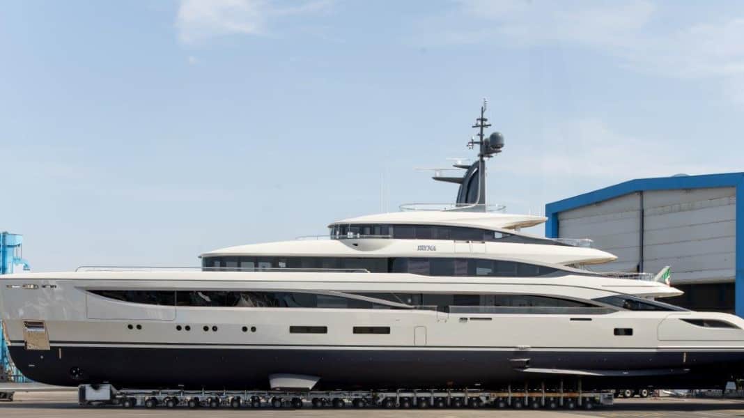 Ciao, bella "Iryna": 67-metre Benetti goes on tour