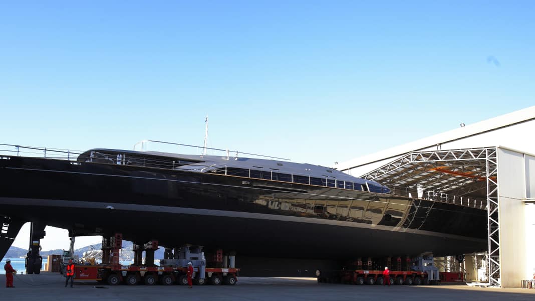 Perini Navi lässt „Sybaris“ zu Wasser