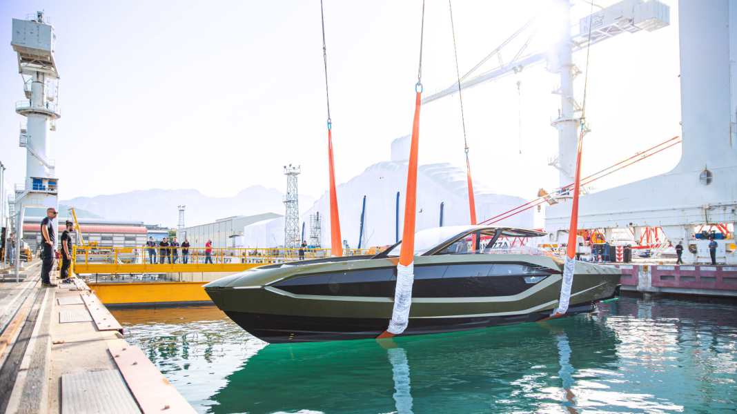 19-metre carbon bolides: First Tecnomar for Lamborghini 63 launched