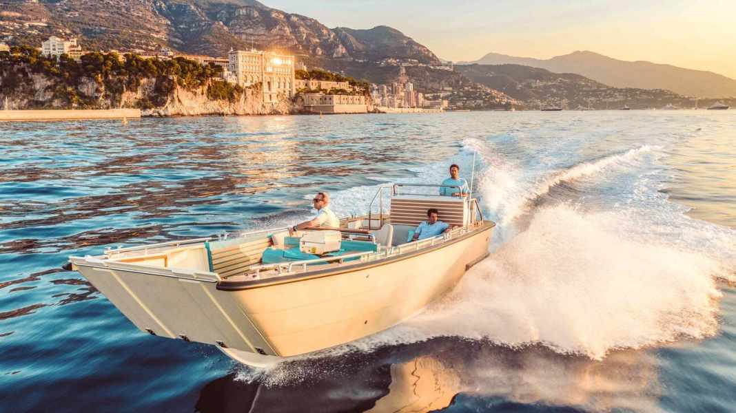 Dinghy with modular design