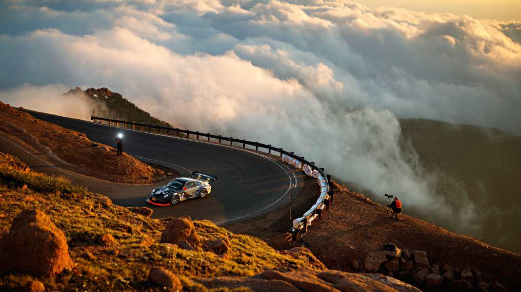 Porsche-Historie: Das Bergrennen in Pikes Peak – Berg-Fest