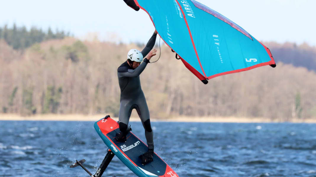 The Starboard Wingboard 5'8 in test