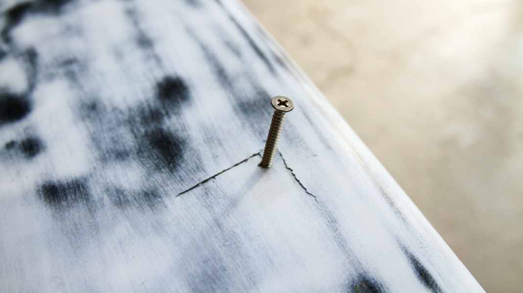 SUP Workshop: Riss im Brett reparieren