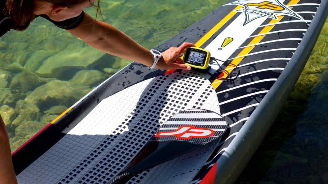 SUP gadgets: Fitness watch and sports computer