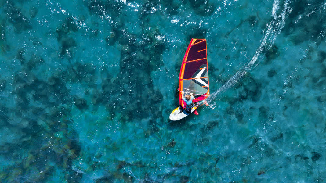 Foilstyle riding technique: the basics for freestyle on the foilboard