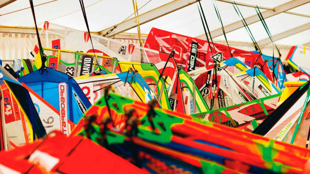 Windsurfing equipment: The ultimate guide to buying second-hand - Sails