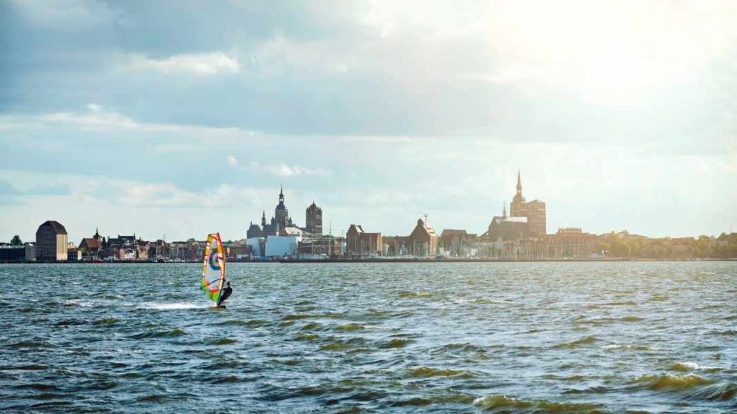 Wieker Bodden: Der Windsurf-Aufsteiger-Spot des Monats