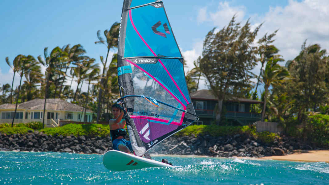 Windsurf-Kindersegel – so findest du das richtige Rigg für den Nachwuchs