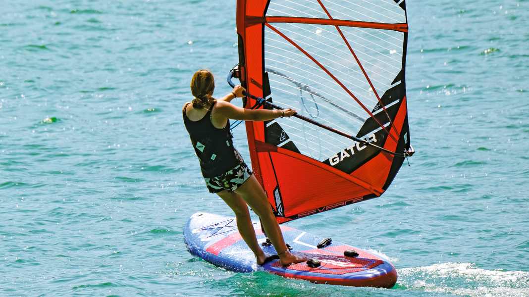 Vielseitiges WindSUP: Sport Vibrations Surf Multisport